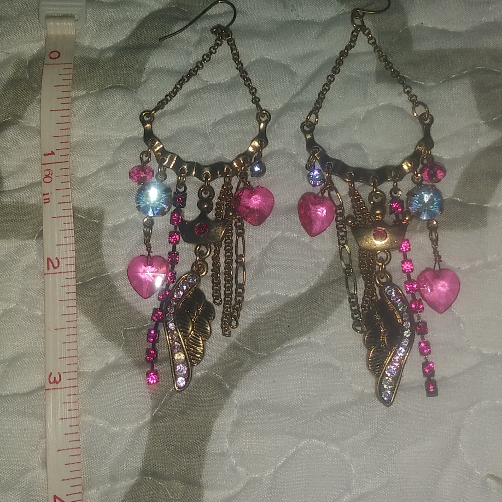 Betsy Johnson Fashion Dangle Earrings 45$